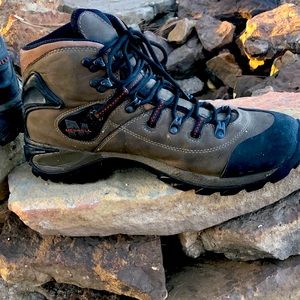 Merrill hiking boot 11.5